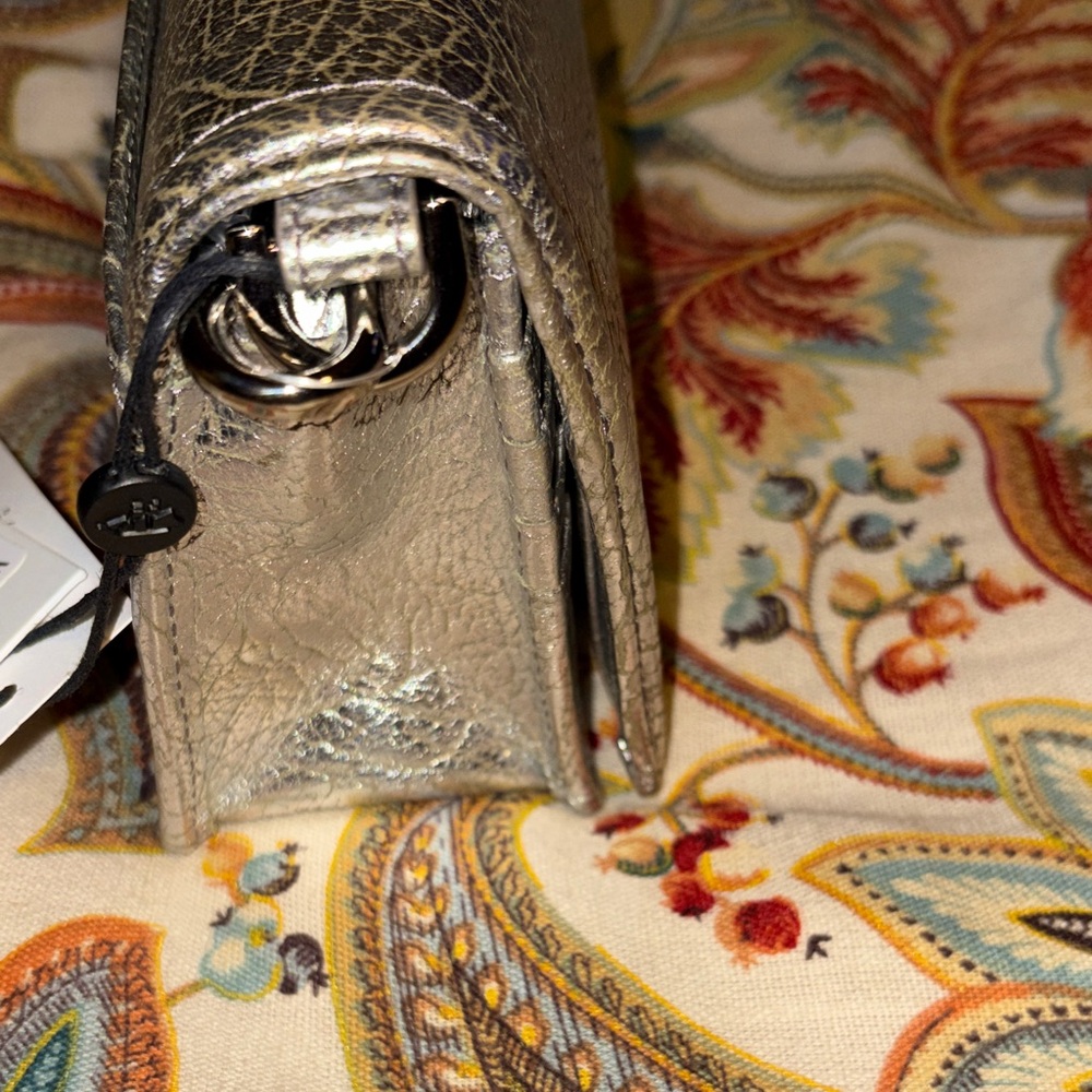 Brahmin Duchess Collection Silver Metallic Minuette Crossbody Bag NWT - Picture 5 of 9